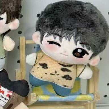 MINI DOLLS CORTIS 10 CM